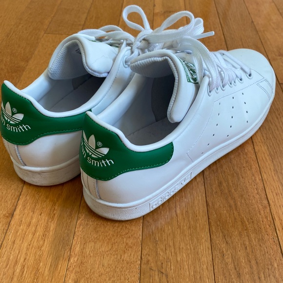 Stan Smith In green. This are in great shape- rarely worn. - Picture 2 of 5